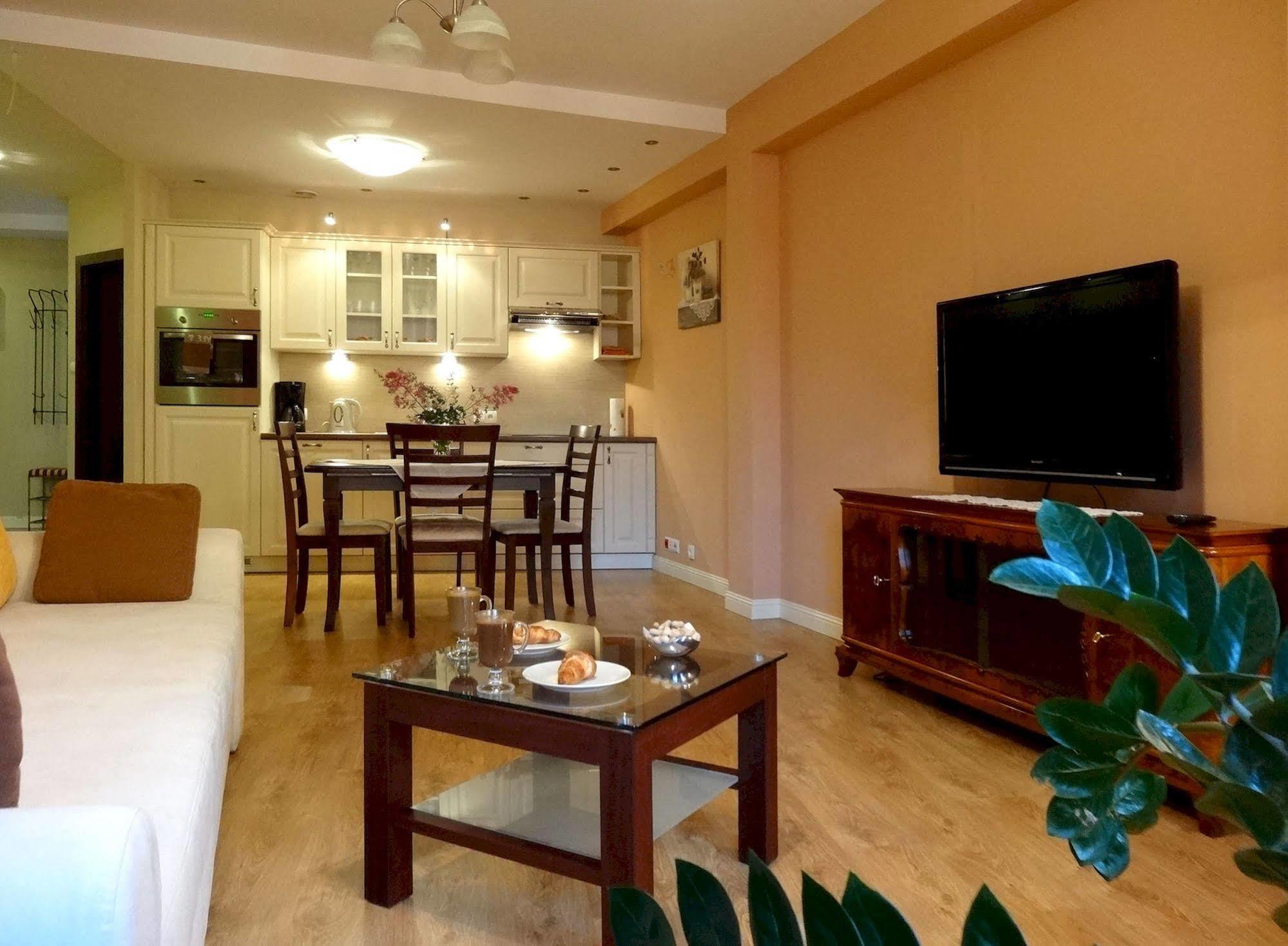 Apartamenty Centrum Villa Perla Jelenia Gora Ngoại thất bức ảnh