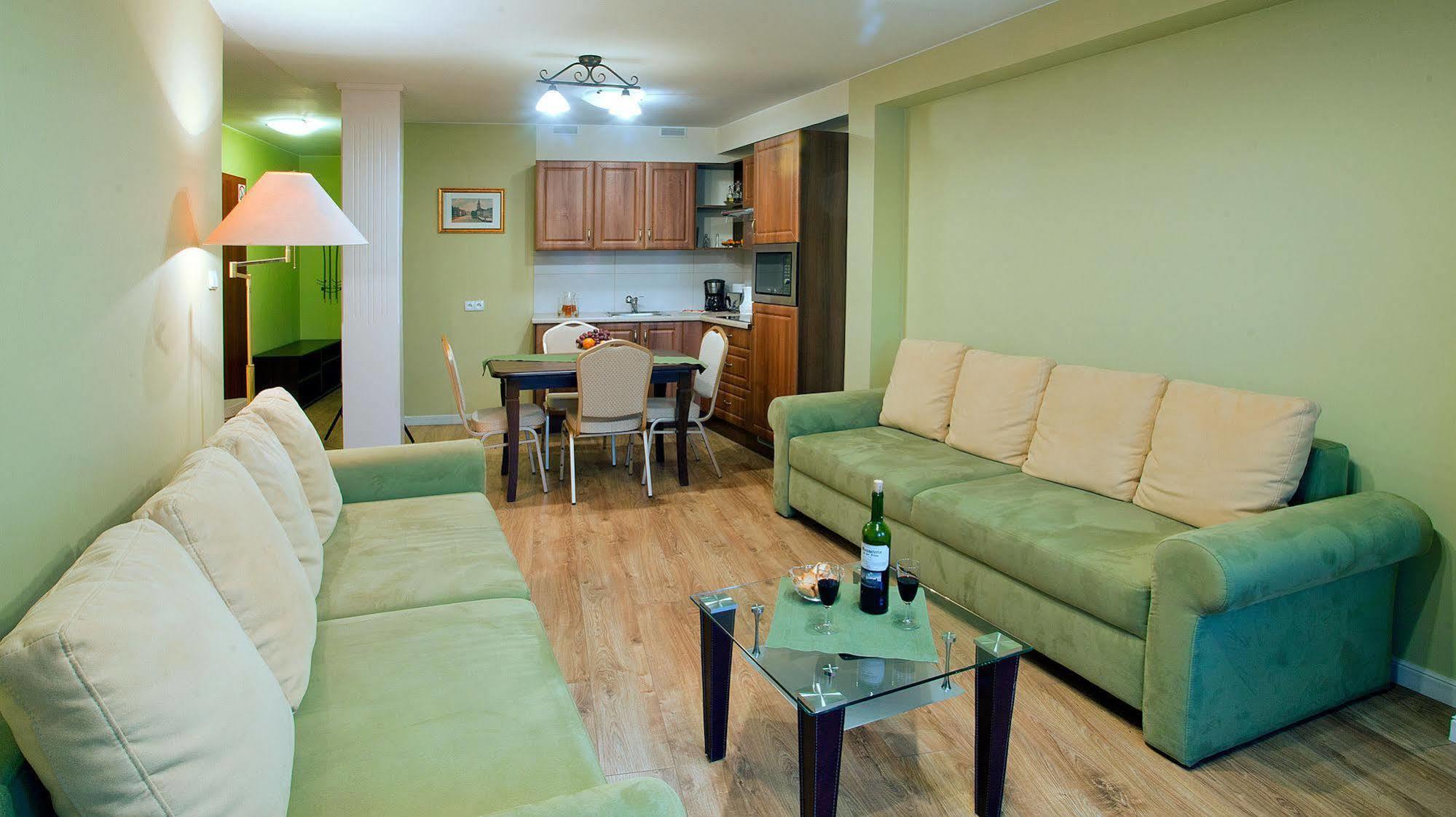 Apartamenty Centrum Villa Perla Jelenia Gora Ngoại thất bức ảnh