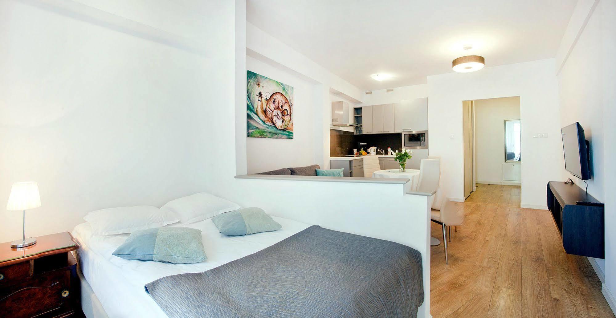 Apartamenty Centrum Villa Perla Jelenia Gora Ngoại thất bức ảnh